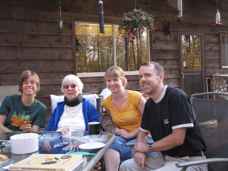 File:2011-10-22 - Thanksgiving visit.JPG