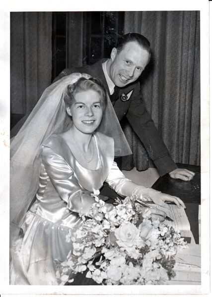 File:Wes-Betty-Wedding.jpg