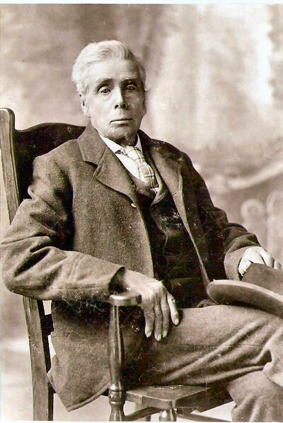 File:001 James Newman.1900.jpg